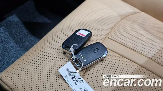 Kia K5 2023 — Photo 24/34