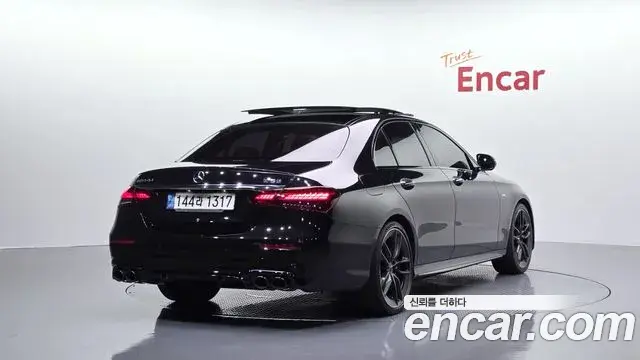 Mercedes-Benz E-Class 2023 — Фото 2/20