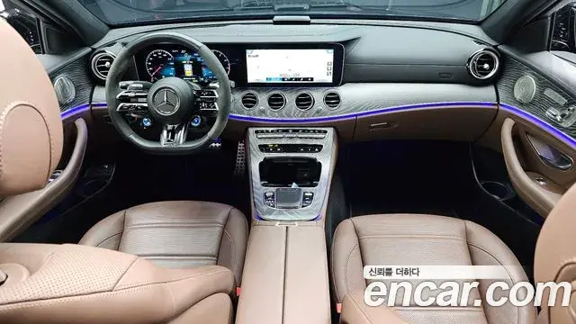 Mercedes-Benz E-Class 2023 — Фото 7/20