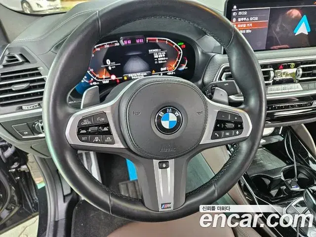 BMW X4 2022 — Фото 6/20