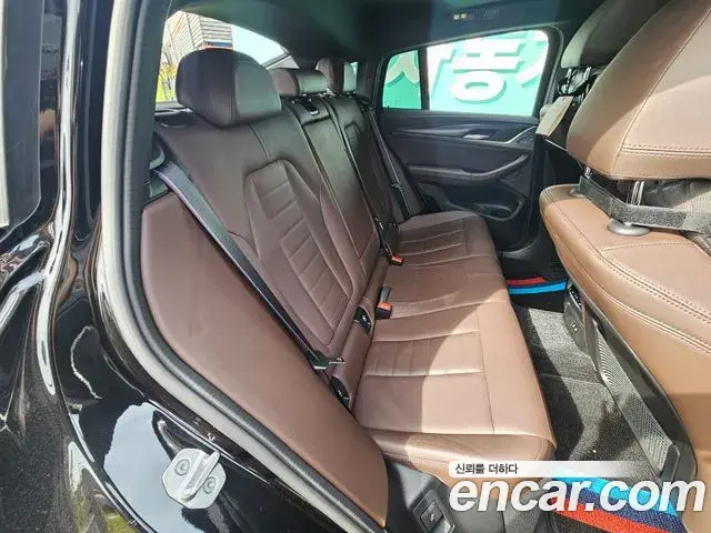 BMW X4 2022 — Фото 13/20