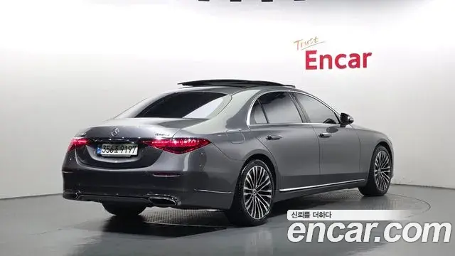 Mercedes-Benz S-Class 2021 — Photo 35/36