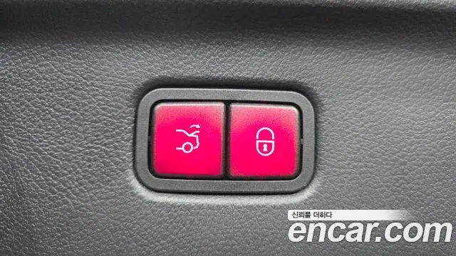Mercedes-Benz S-Class 2021 — Photo 30/36
