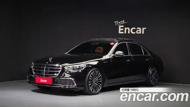 Mercedes-Benz S-Class 2021 — Photo 1/33