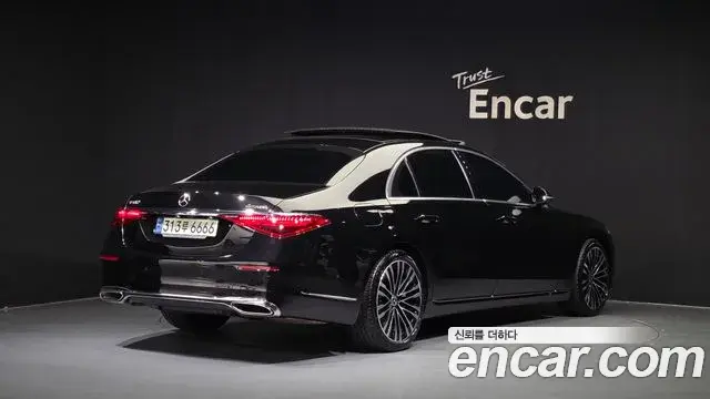 Mercedes-Benz S-Class 2021 — Photo 30/33