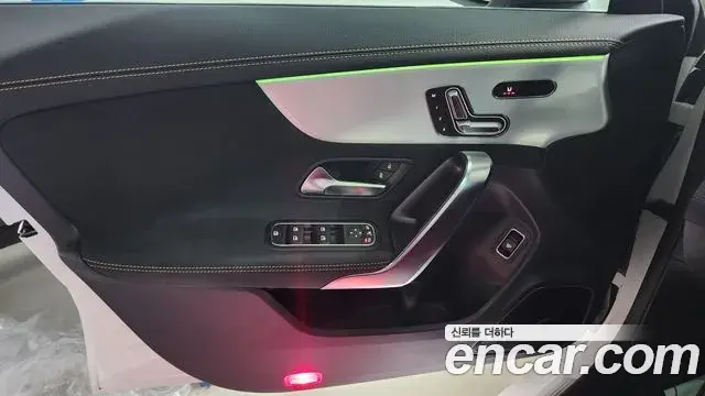 Mercedes-Benz CLA-Class 2025 — Фото 7/19