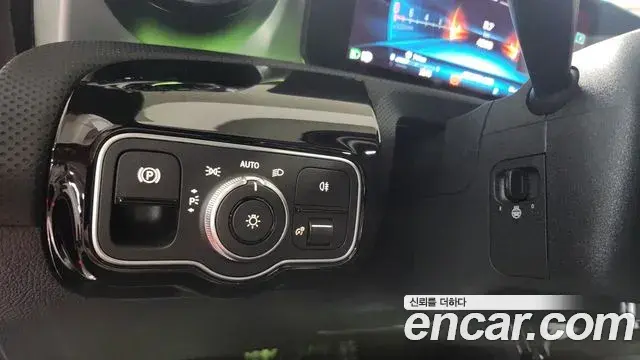 Mercedes-Benz CLA-Class 2025 — Фото 12/19