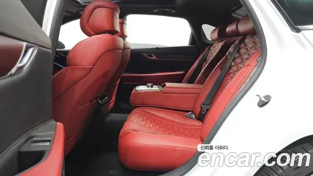 Genesis G80 2024 — Photo 17/20