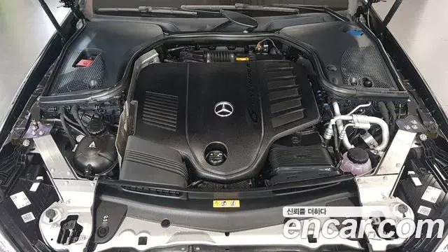 Mercedes-Benz E-Class 2023 — Фото 6/17