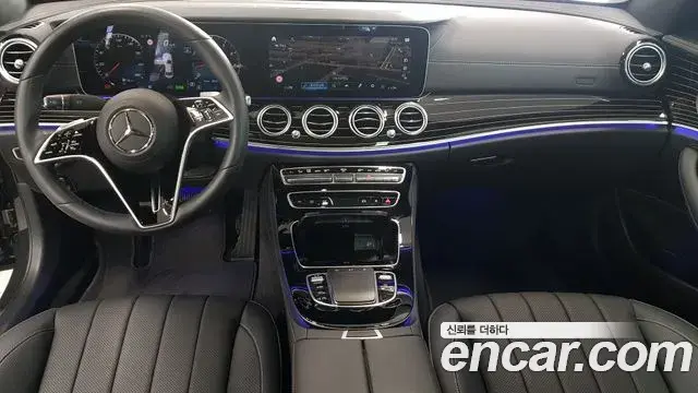 Mercedes-Benz E-Class 2023 — Фото 10/17