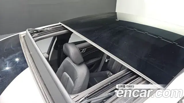 Audi A6 2023 — Photo 19/35