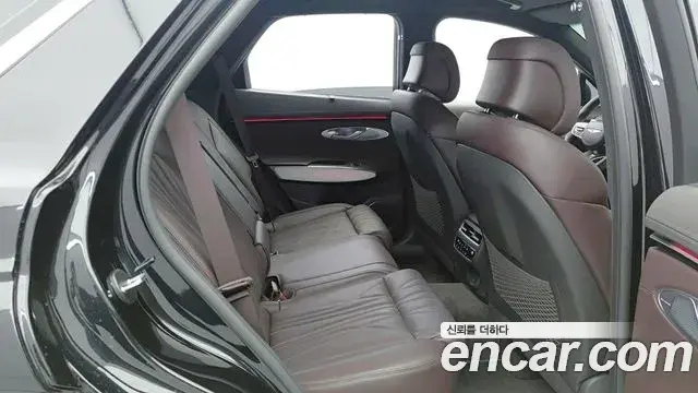 Genesis GV70 2024 — Photo 12/20