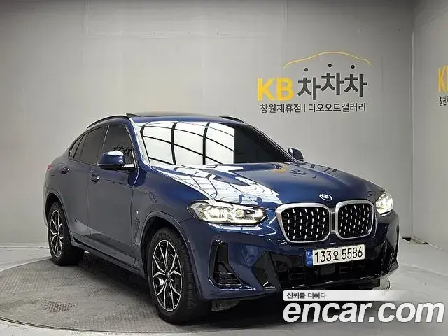BMW X4 2022 — Photo 4/20