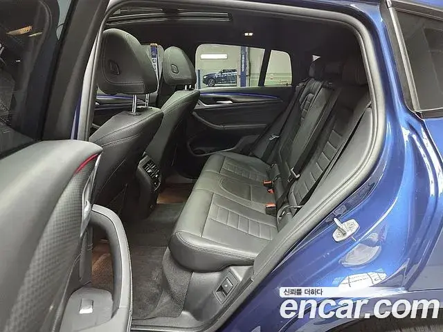 BMW X4 2022 — Photo 11/20