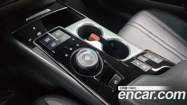 Kia K8 2023 — Photo 14/35