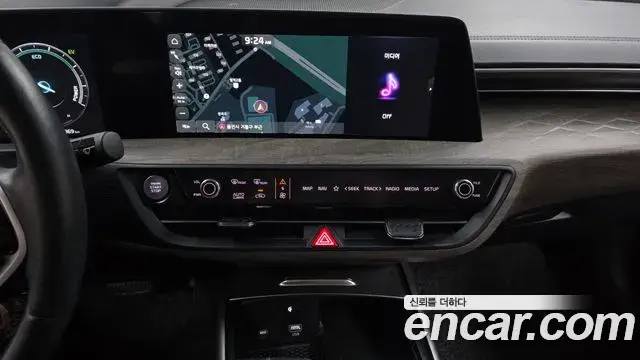Kia K8 2023 — Photo 19/35