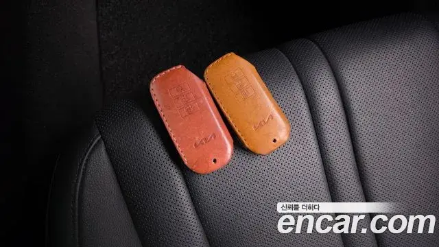 Kia K8 2023 — Photo 10/35