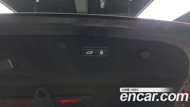 Kia K8 2023 — Photo 23/35