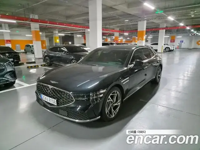 Genesis G90 2022 — ფოტო 2/18