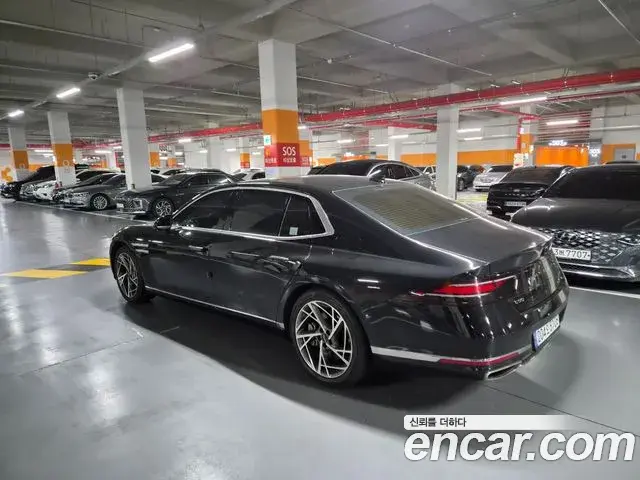 Genesis G90 2022 — ფოტო 17/18