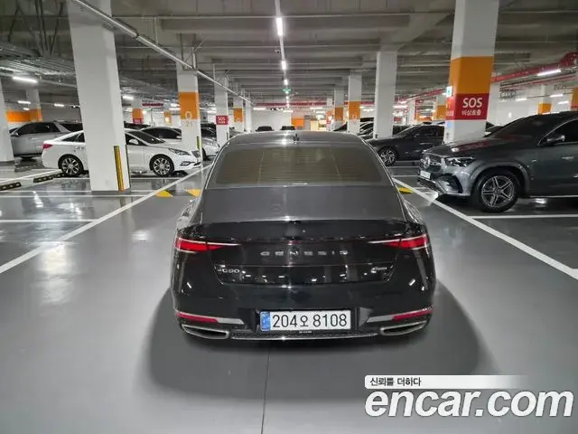 Genesis G90 2022 — ფოტო 10/18