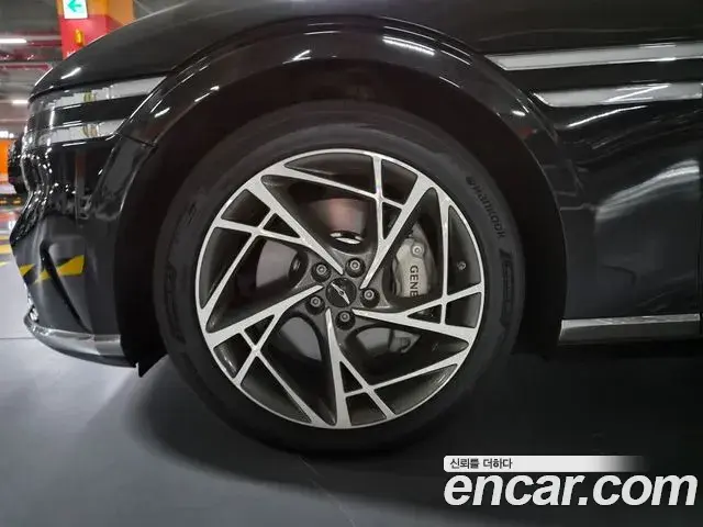 Genesis G90 2022 — ფოტო 15/18
