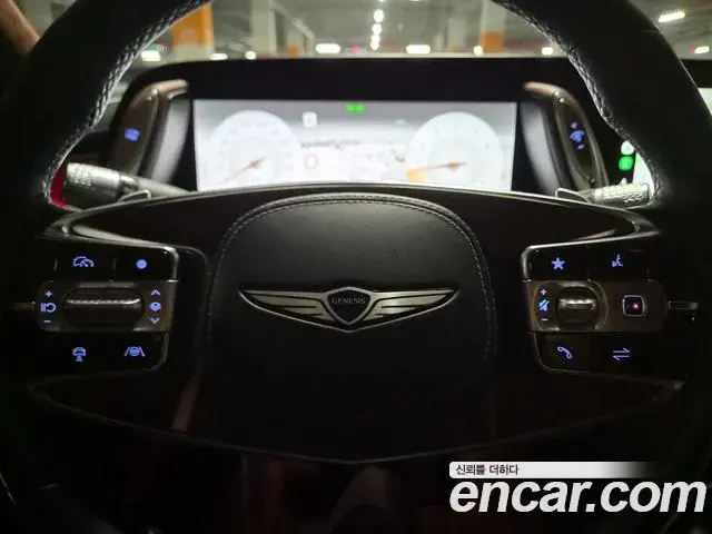 Genesis G90 2022 — ფოტო 13/18