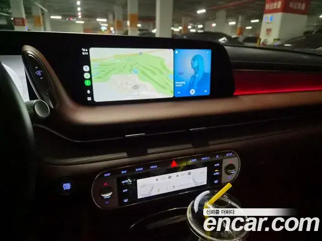 Genesis G90 2022 — ფოტო 16/18