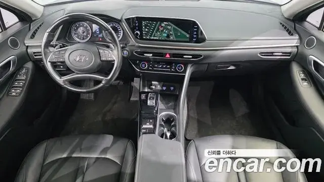 Hyundai Sonata 2021 — Фото 10/20