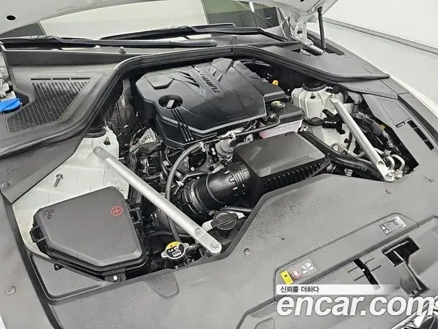 Genesis G80 2022 — Şəkil 16/18