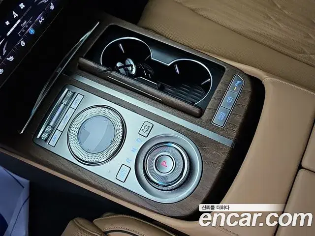 Genesis G80 2022 — Şəkil 9/18