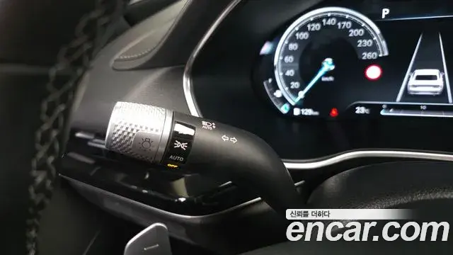 Genesis G80 2022 — Şəkil 16/33