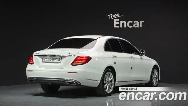 Mercedes-Benz E-Class 2020 — Şəkil 8/34
