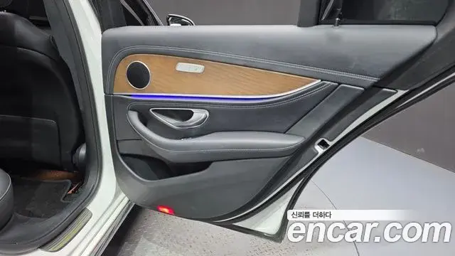 Mercedes-Benz E-Class 2020 — Şəkil 4/34