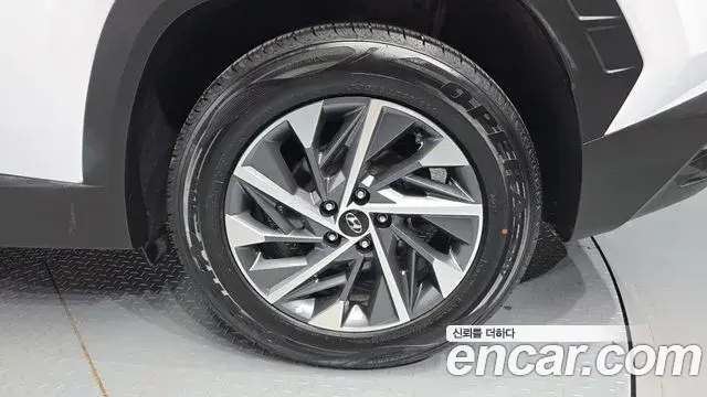 Hyundai The New Tucson 2023 — Фото 5/20