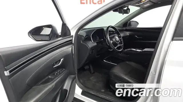 Hyundai The New Tucson 2023 — Фото 10/20