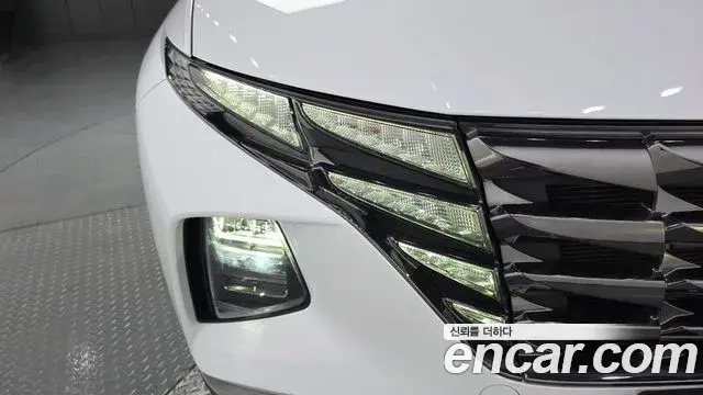 Hyundai Tucson Hybrid 2023 — ფოტო 26/30