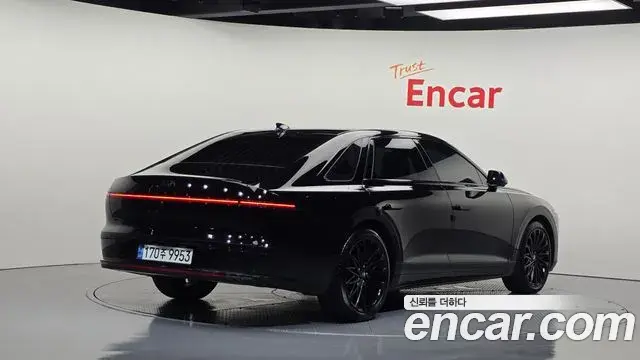 Hyundai Grandeur Hybrid 2023 — ფოტო 10/20