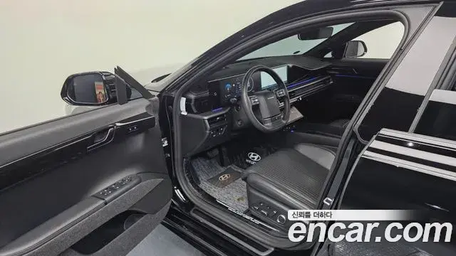 Hyundai Grandeur Hybrid 2023 — ფოტო 17/20