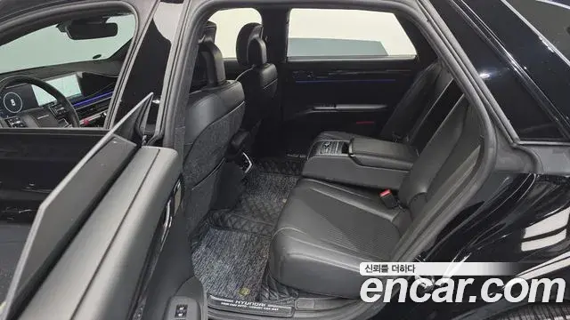 Hyundai Grandeur Hybrid 2023 — ფოტო 9/20
