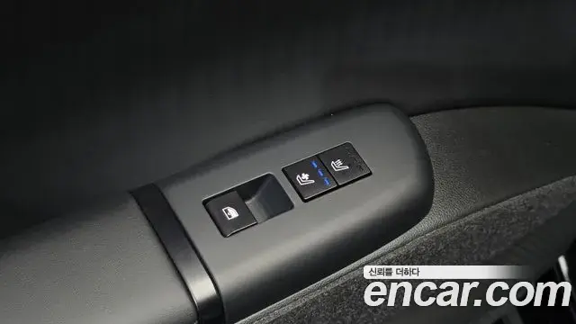 Hyundai Grandeur Hybrid 2023 — ფოტო 1/20