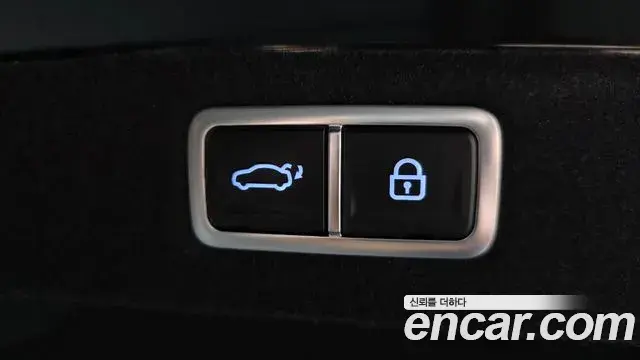 Hyundai Grandeur Hybrid 2023 — ფოტო 20/20