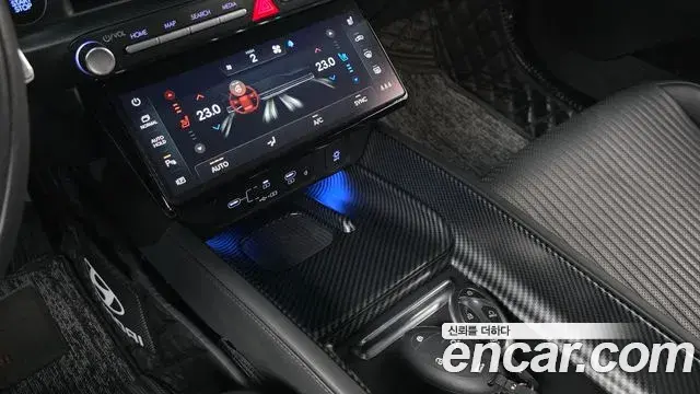 Hyundai Grandeur Hybrid 2023 — ფოტო 2/20