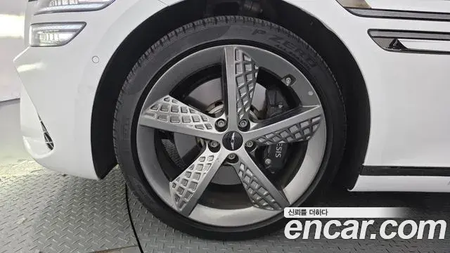 Genesis G80 2024 — Şəkil 16/20