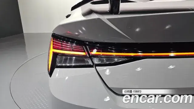 Hyundai The New Avante Hybrid 2021 — Şəkil 20/33