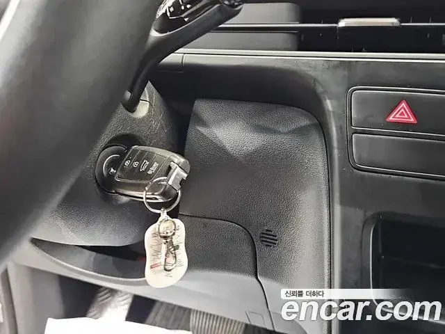 Hyundai Staria 2022 — Photo 11/20