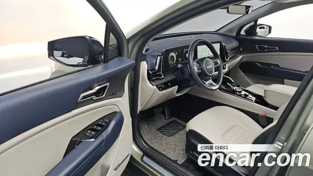 Kia Sportage 2023 — Фото 10/20