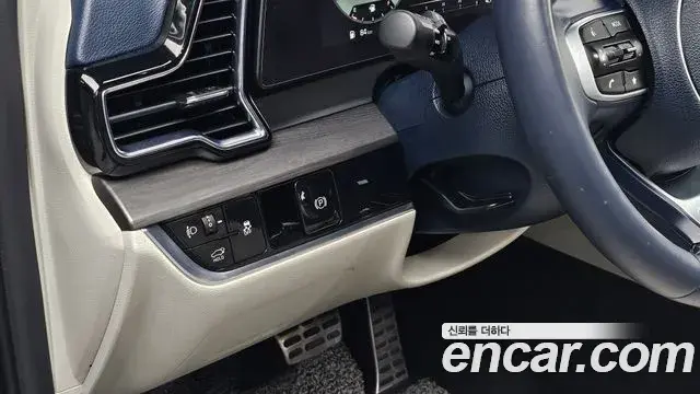 Kia Sportage 2023 — Фото 15/20