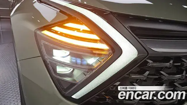 Kia Sportage 2023 — Photo 3/30