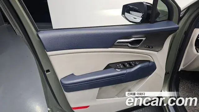 Kia Sportage 2023 — Photo 15/30